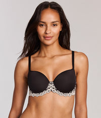 Embrace Lace® T-Shirt Bra: Black