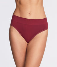 Feeling Flexible Hi Cut: Cabernet