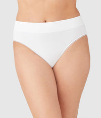 Feeling Flexible Hi-Cut: White