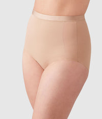 Shape Revelation® Straight Shaping Brief: Praline