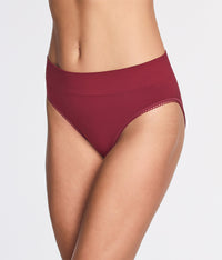Feeling Flexible Hi Cut: Cabernet