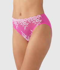 Embrace Lace® Hi-Cut: Wild Azalea/Cradle Pink